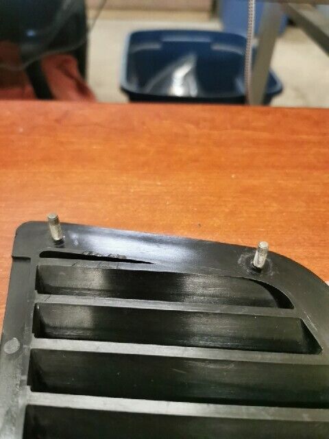Yamaha EC340 ET250 ET300 ET340 LOUVER 1 8F3-77131-00-00 Y179