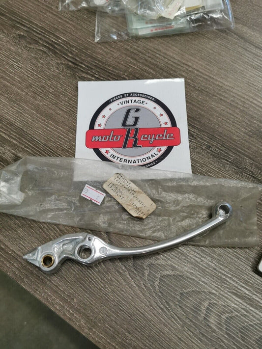 NOS KAWASAKI GPZ750 ZX550 1981 - 1986 MASTER CYLINDER GRIP LEVER 46092-1026 K30