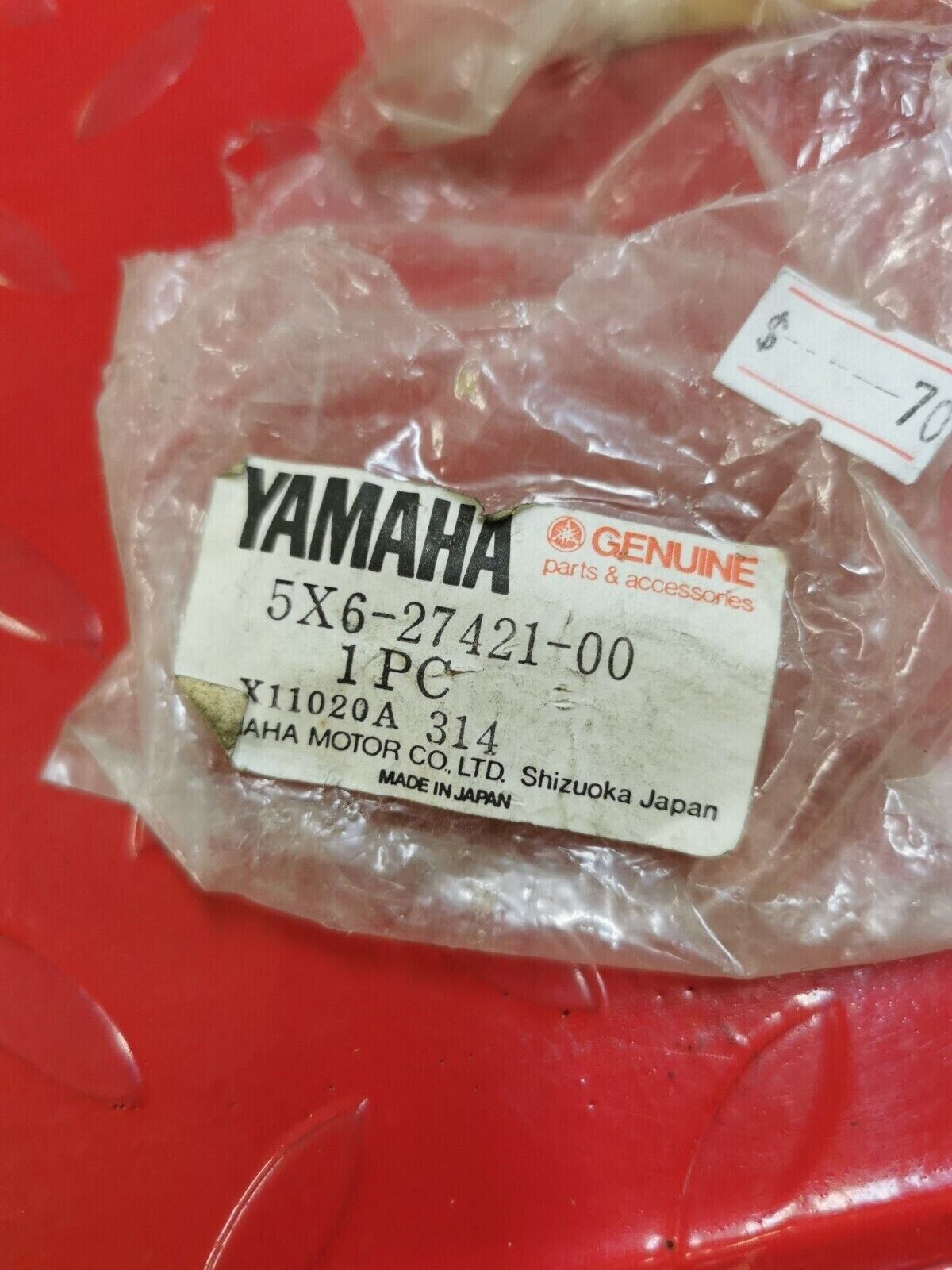 NOS Yamaha YZ125 YZ250 YZ490 FOOTREST 2 5X6-27421-00-00 Y26