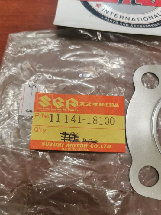 NOS Suzuki 1973 - 77 GT250 CYLINDER HEAD GASKET 11141-18100 SUB. 11141-18000 S16