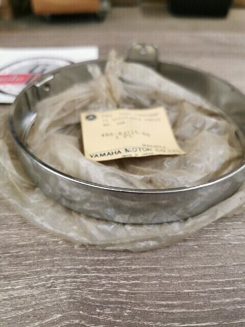 NOS YAMAHA DT100 DT125 DT250 DT400 XT500 RIM HEAD LAMP 498-84115-60-00 Y191