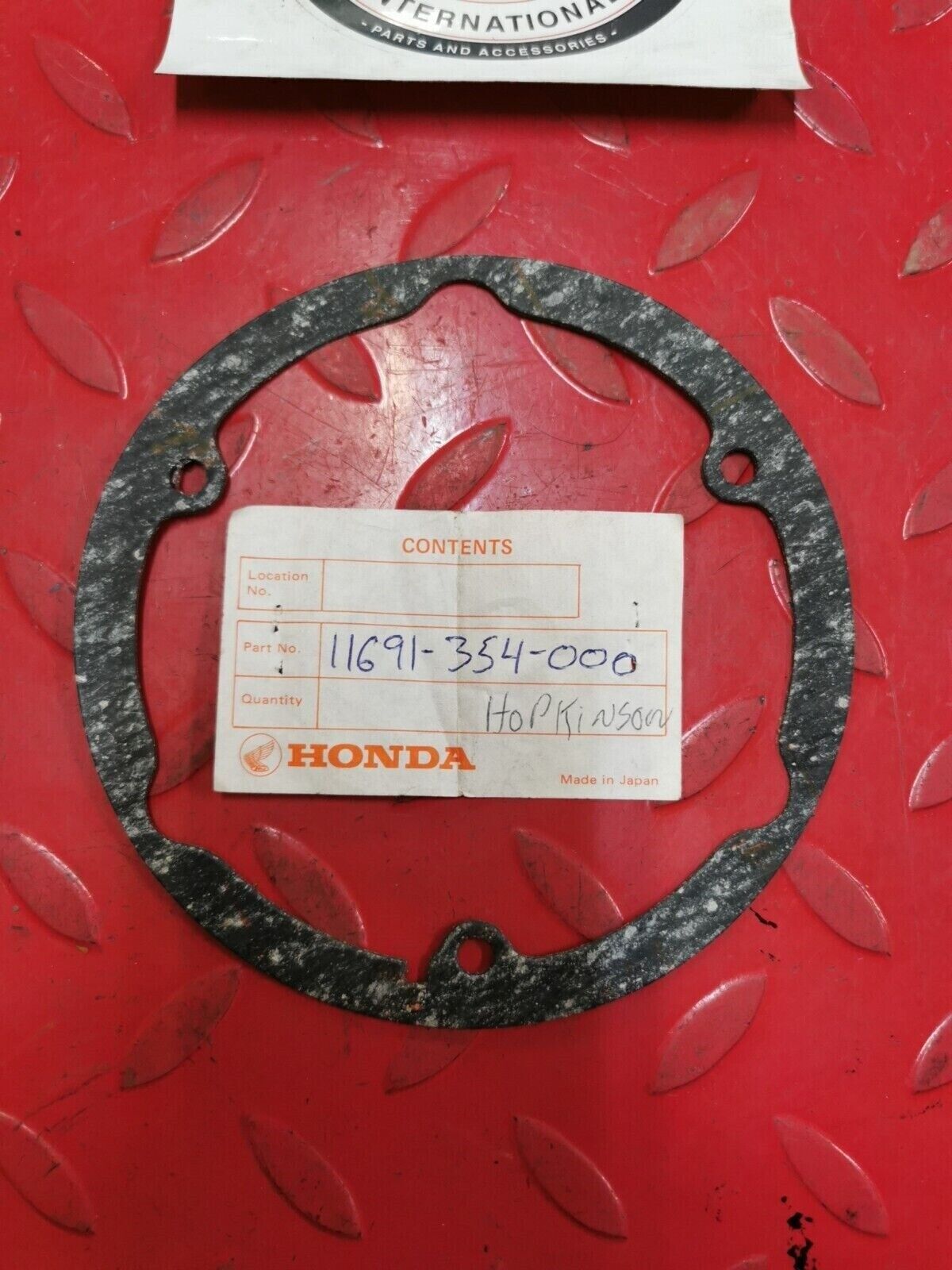 NOS Honda CL160 CL175 CA160 CA175 CB160 GASKET, DYNAMO COVER 11691-354-000 H28