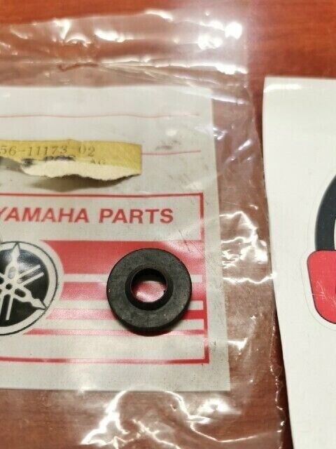 NOS Yamaha BR250 CF300 CS340 WASHER SEAL 256-11173-02-00 SUB 90210-10004-00 Y116