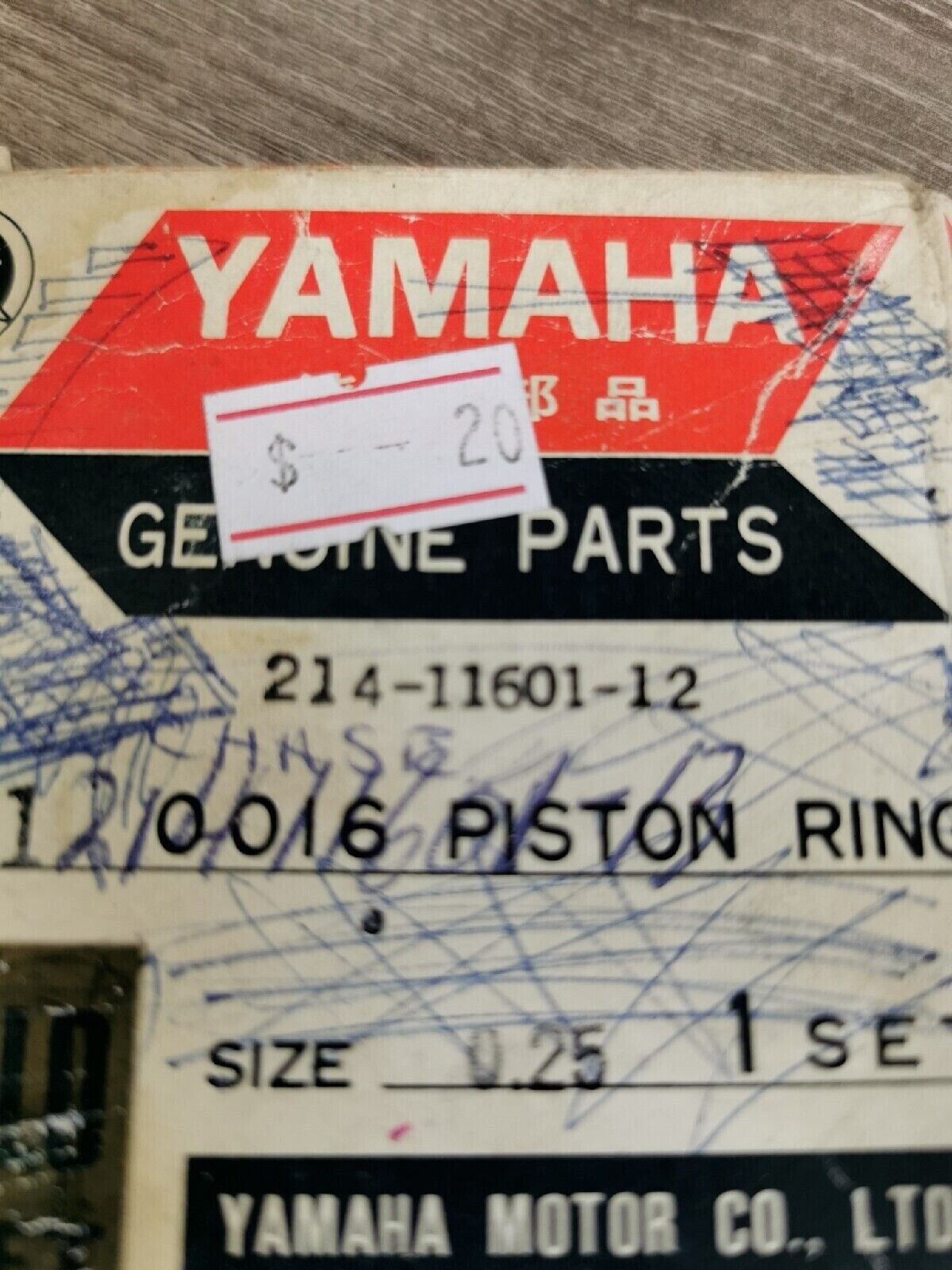 NOS YAMAHA DT1 1968 - 1970  PISTON RING SET 0.25  214-11601-12-00 Y51