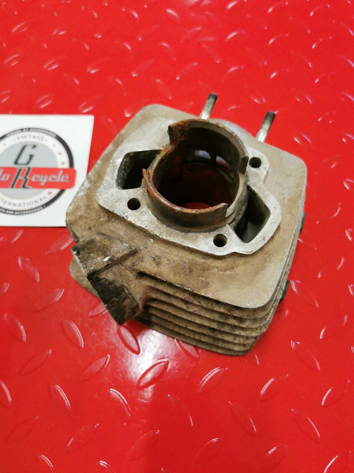 Suzuki TC125 1974 cylinder jug barrel 1975 T 2