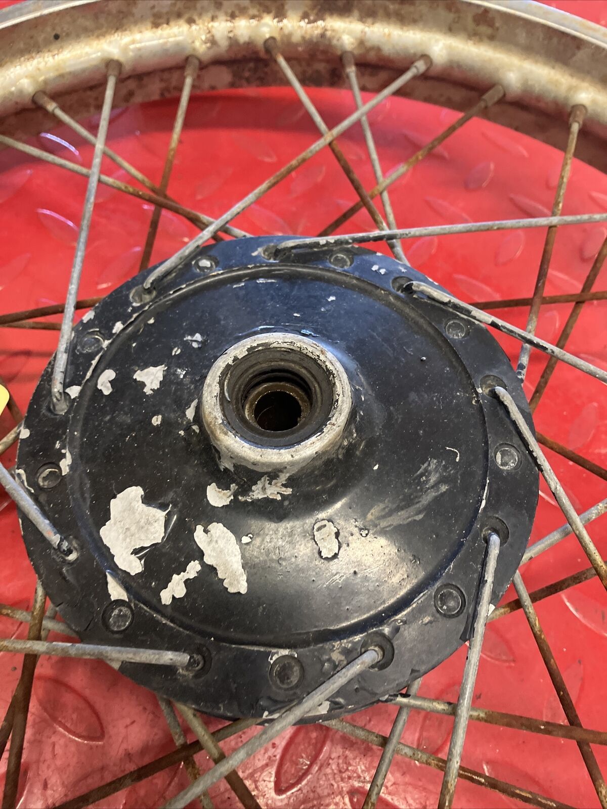 Yamaha YZ80 1979 front wheel hub rim spoke 462-25111-01-98 2