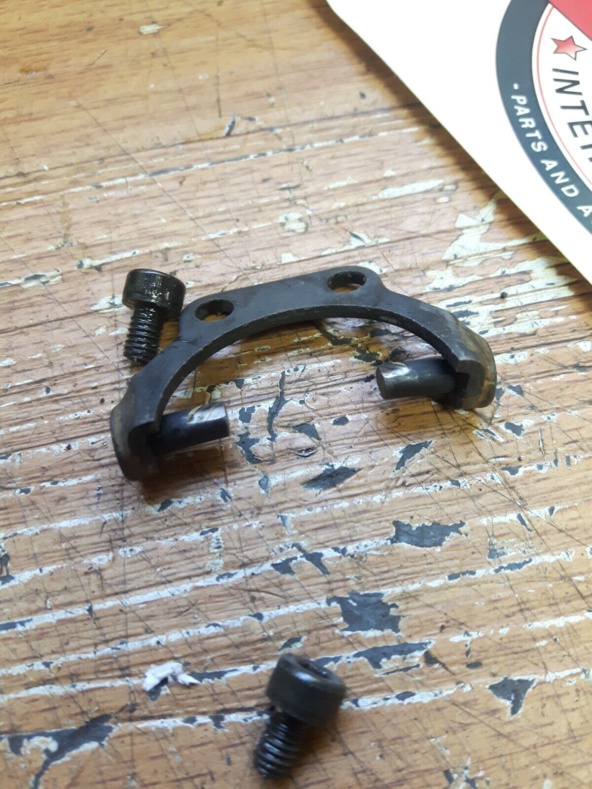 Yamaha YZ250 1988 governor shaft power exhaust valve fork retainer holder 82-88