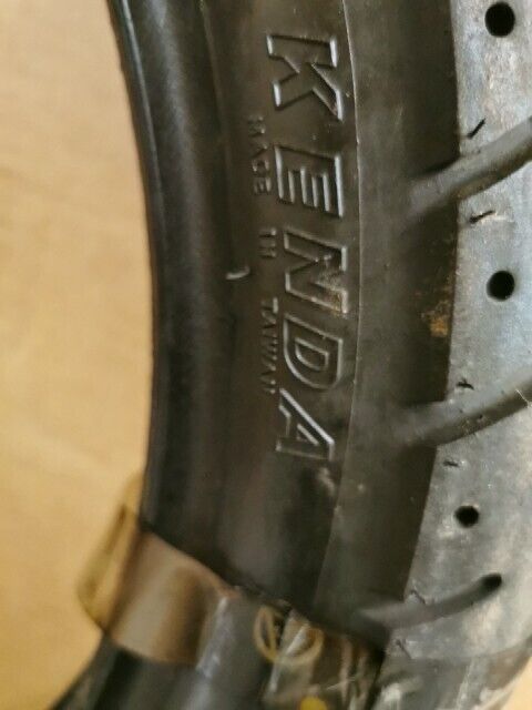 NOS Kenda Challenger 100/90-18 56H MOTORCYCLE FRONT TIRE 046571805C1