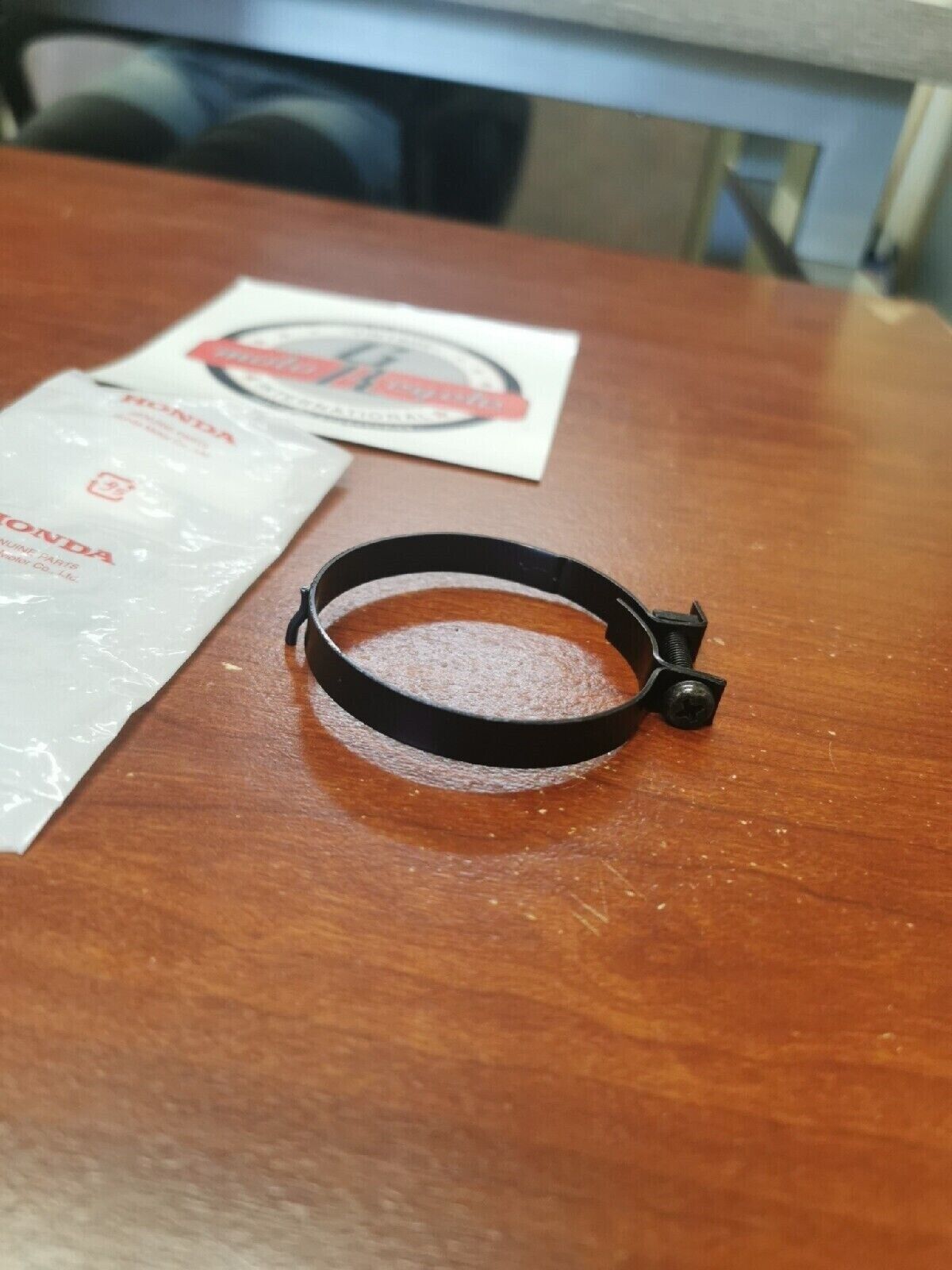 NOS Honda 2005 - 2011 TRX500 INSULATOR BAND 16217-MW4-000 H36