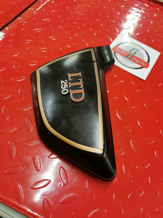 Kawasaki KZ250 LTD 250 1980 left side cover panel fairing