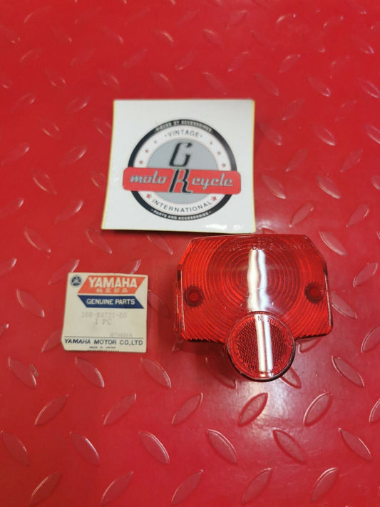 NOS YAMAHA AS2 AT1 CS3 CT1 DS6  LENS TAILLIGHT 168-84721-60-00 Y29