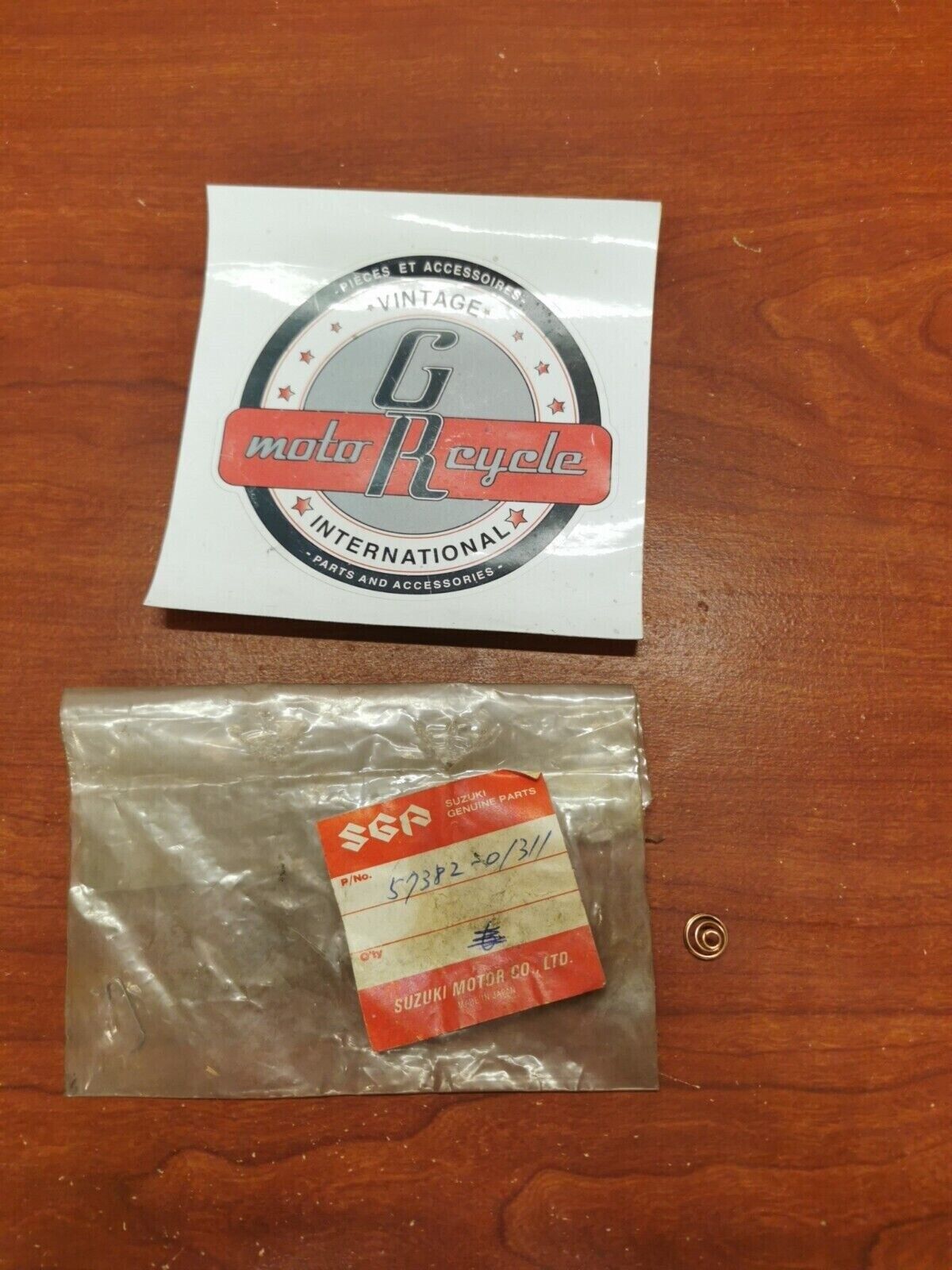 NOS Suzuki TC120 F50 GS1000 GT750 GS850 START BUTTON SPRING 57382-01311 S19