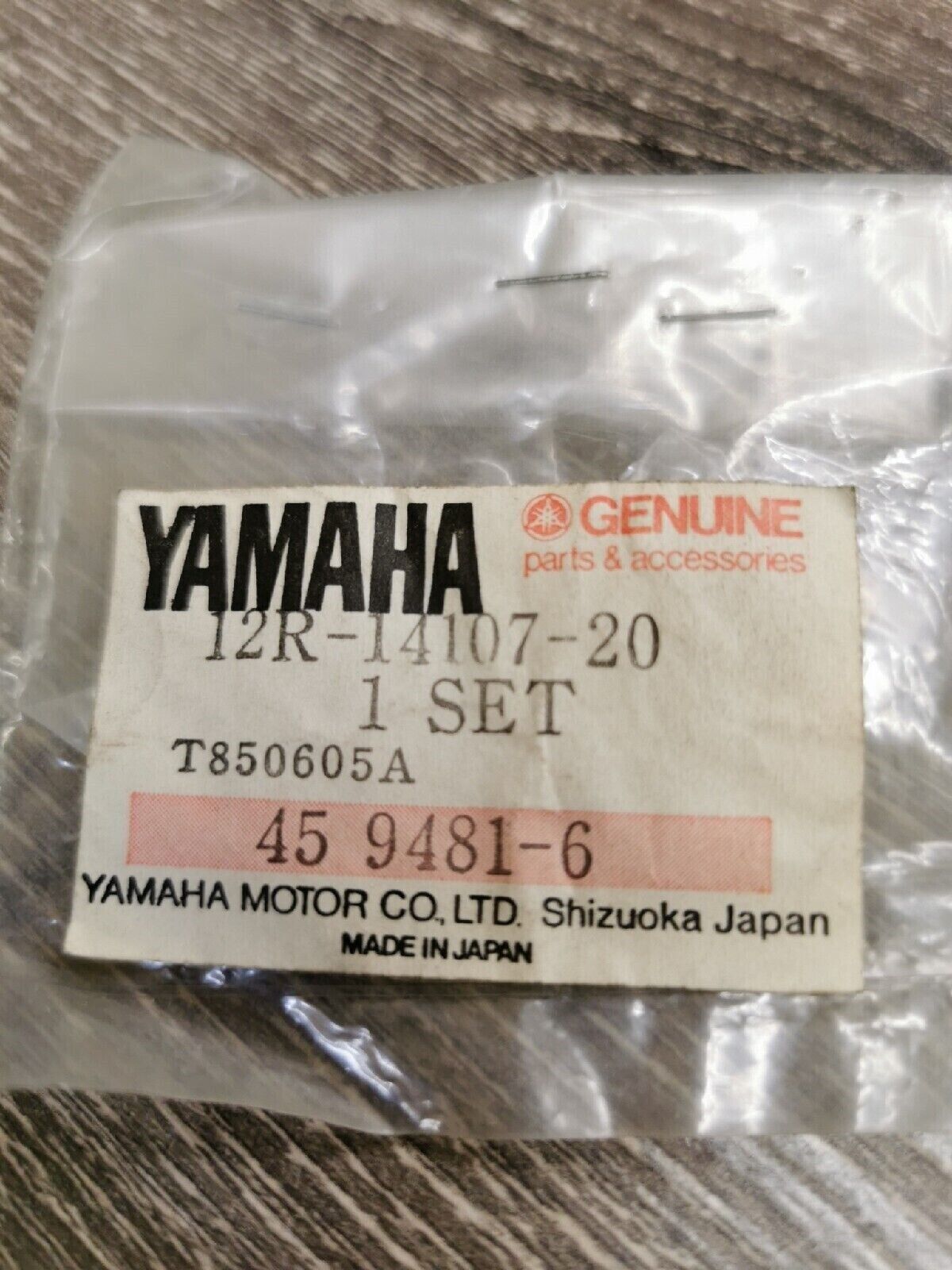 NOS YAMAHA NEEDLE VALVE SET 12R-14107-20 Y56