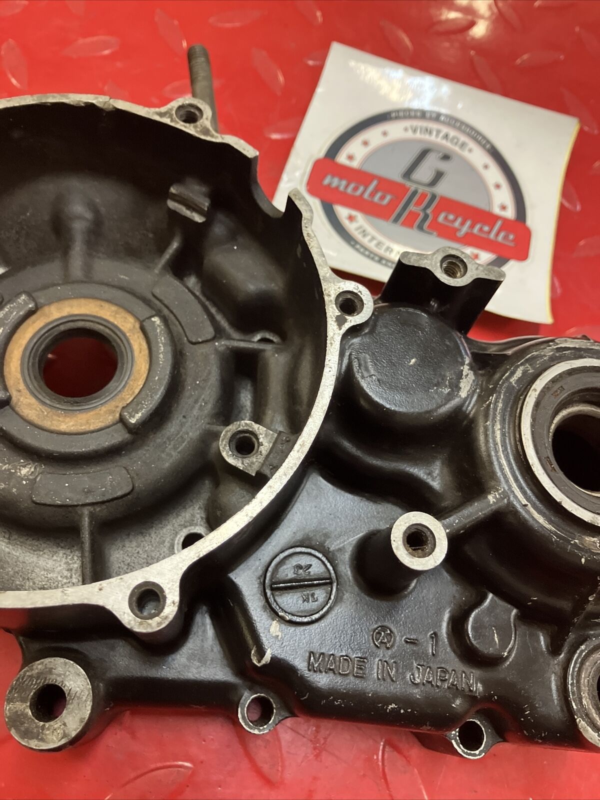 Kawasaki KX125 1983 left crankcase