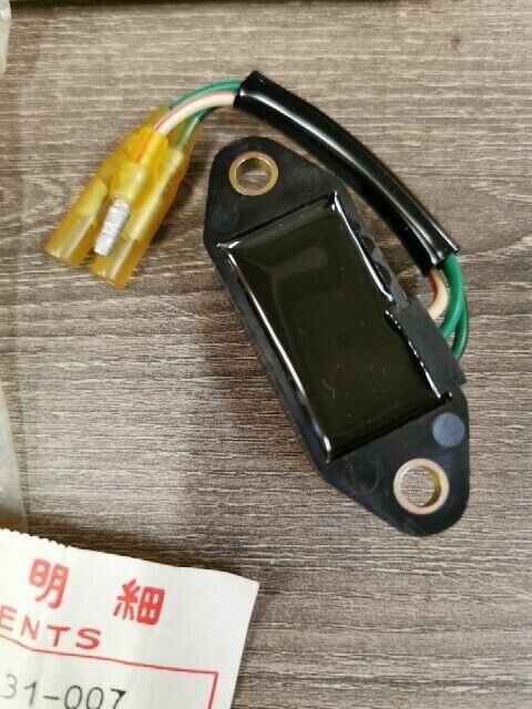 NOS HONDA GL1000 1978 1979 REGULATOR 7V 31410-431-007 H77