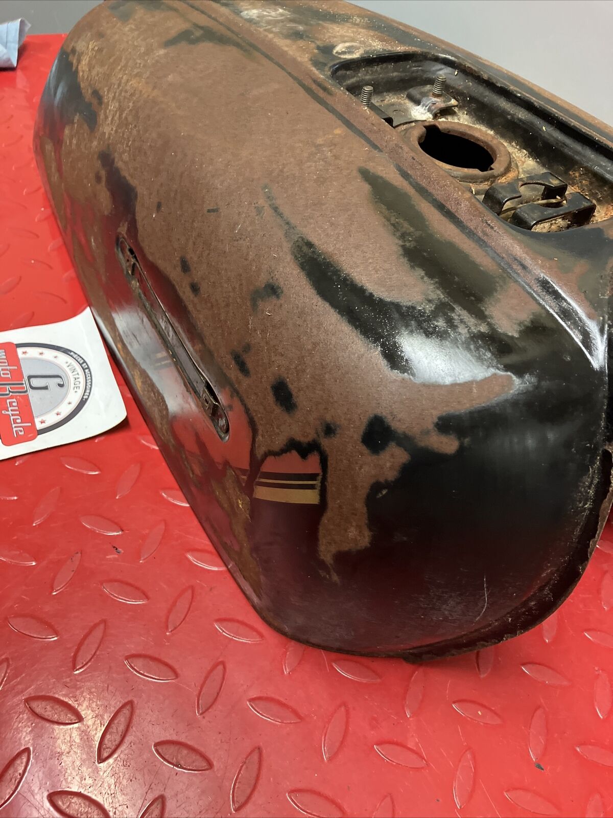 Honda CB750F 1975 1976 1977 1978 fuel tank gas petrol reservoir 2