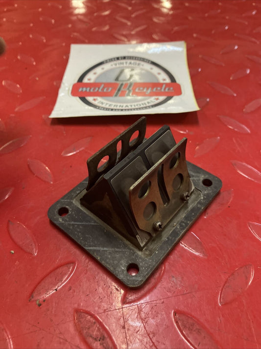 Yamaha DT200 1984 reed valve block cage