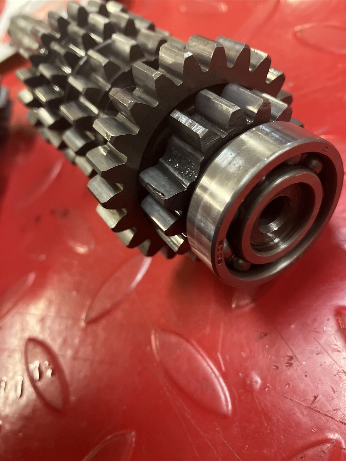 Suzuki RM125 1980 transmission mainshaft countershaft main counter shaft gear