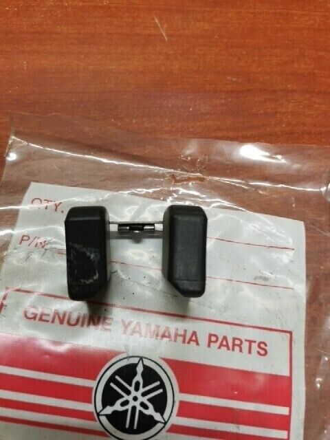 NOS Yamaha DT50 DT80 GT80 GTMX SR125 FLOAT 367-14385-00-00 SUB 367-14385-01 Y123