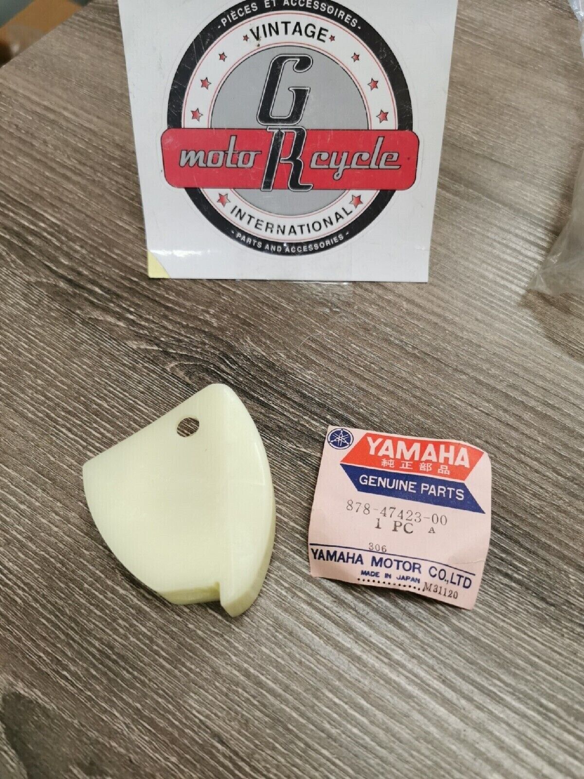 NOS YAMAHA GPX338 GPX433 SLIDING RUNNER 3 878-47423-00-00 Y53