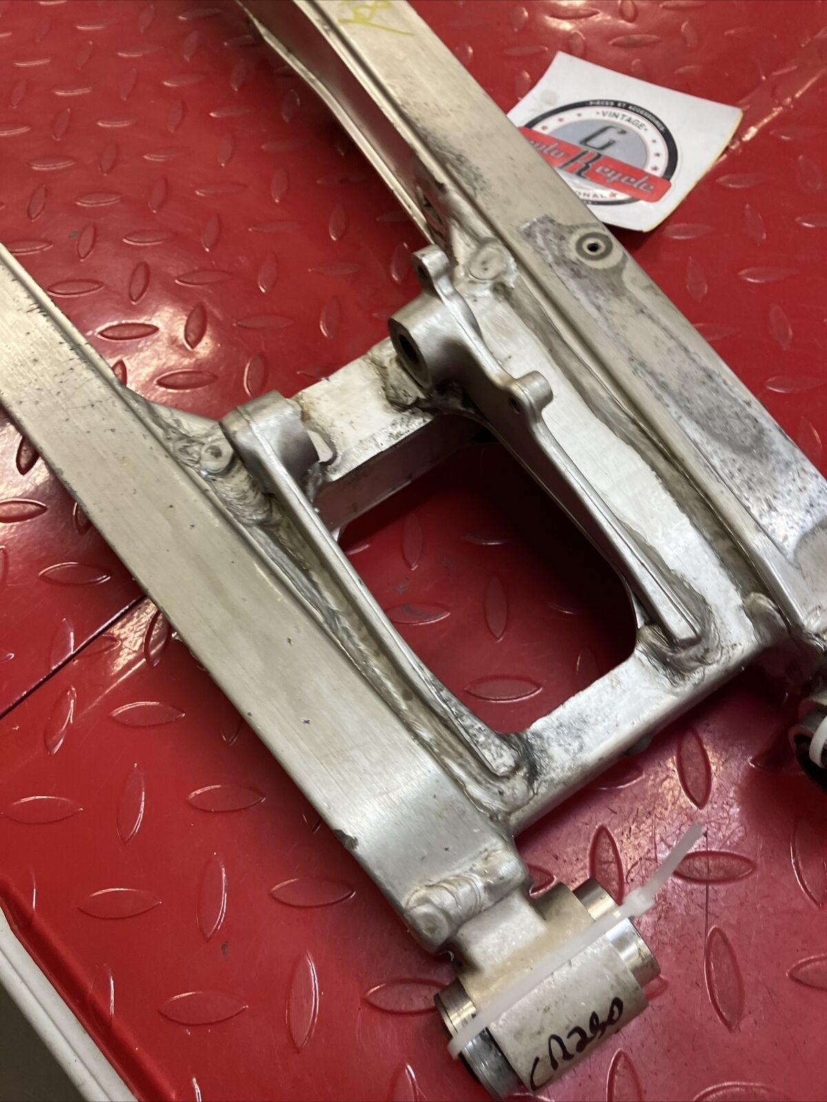 Honda CR250R 1984 swingarm rear swinging arm