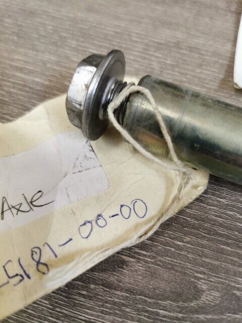 YAMAHA FJR1300ES YZFR1 YZFR6Y0 YZFR6ZL FJR13ESJL WHEEL AXLE 2C0-25181-00-00 Y108