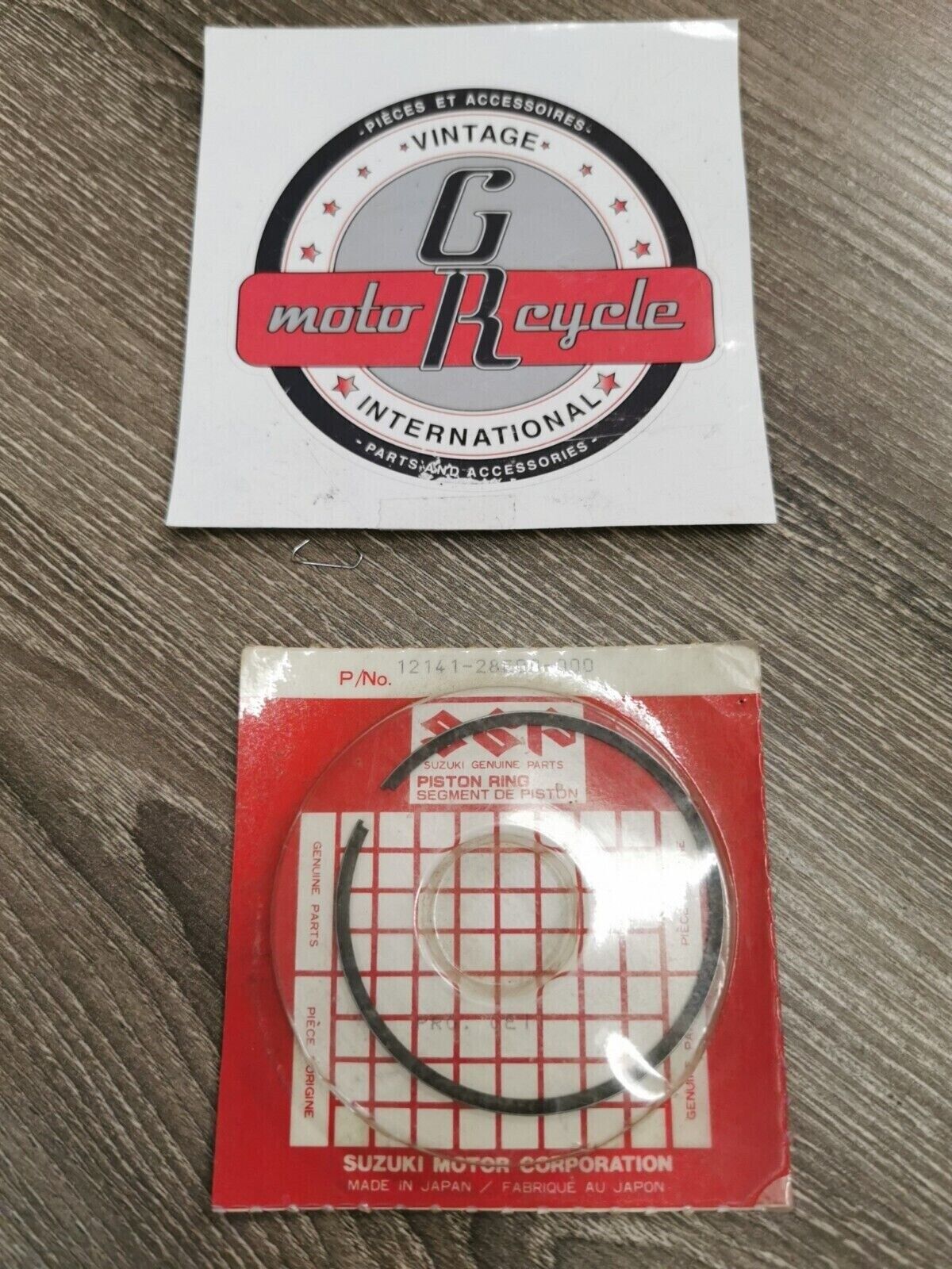 NOS SUZUKI RM250 RMX250T 1989 - 1998 PISTON RING 12141-28E00 S24