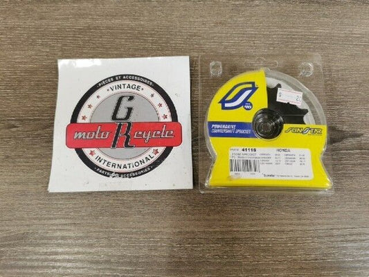 NOS SUNSTAR CBR600F CBR900R CB650F  Front Countershaft Sprocket 16T 41116 J57