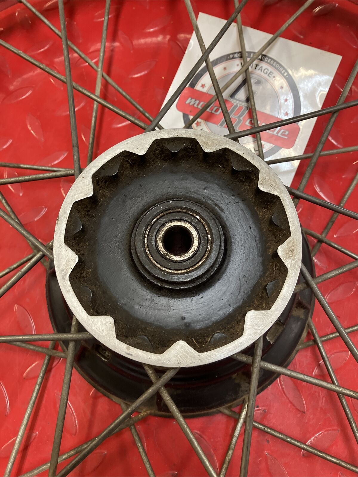 Suzuki RM125 1982 front wheel rim hub spoke 1981