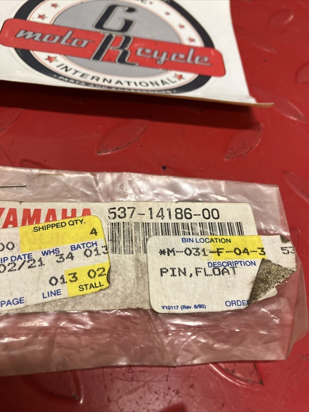NOS YAMAHA CARBURETOR FLOAT PIN 537-14186-00-00 Y61