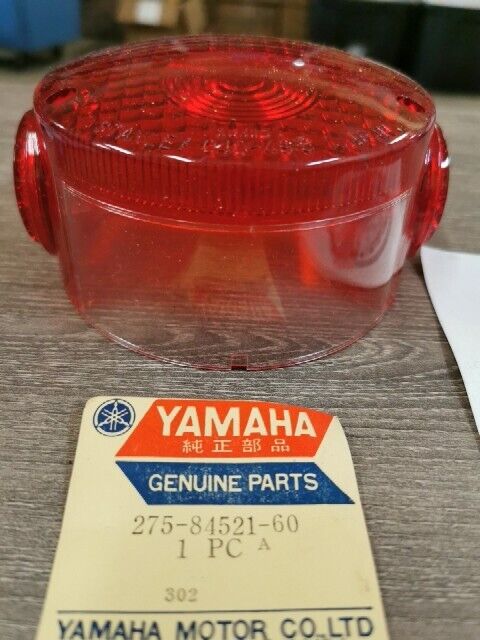 NOS YAMAHA AT2 CS3B CS5 CT3 DT3 G6S LS2 RT2 LENS TAIL LAMP 275-84521-60-00 Y170