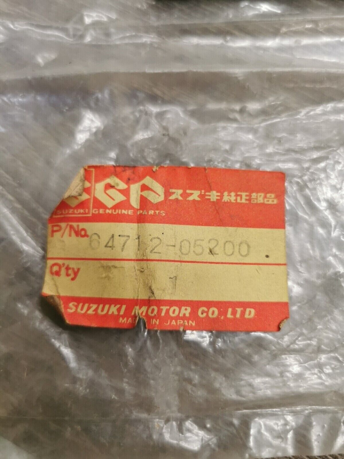 NOS SUZUKI SP125 DR125 1982 - 1984 GUIPE WASHER 64712-05200 S11