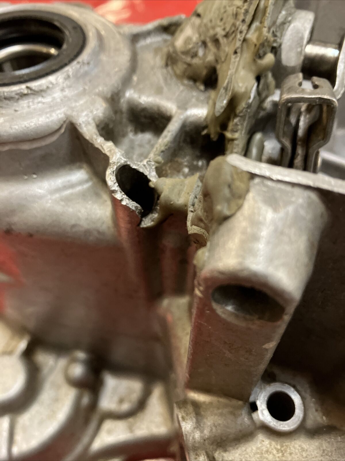 Honda CR125R 1998 crankcase left right