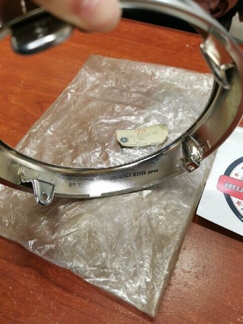 NOS Yamaha DS6 DS7 R3 R5 RD250 RD350 HEAD LAMP RIM 235-84315-60-00 Y130