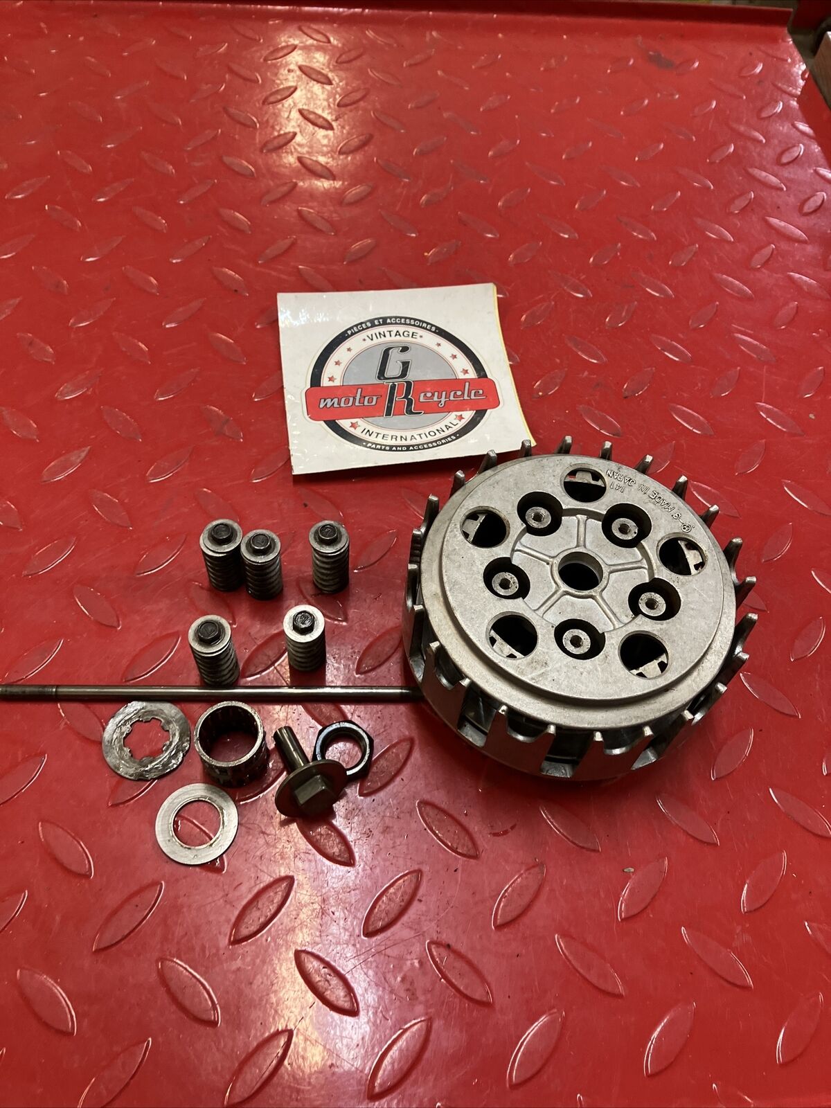 Suzuki RM125 1985 complete clutch basket hub pressure plate 1984 21200-14103 2
