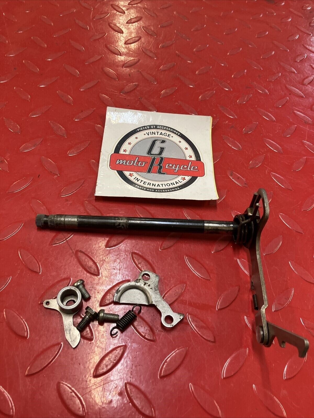 Kawasaki G5 1972 transmission gearshift gear shift shaft spindle