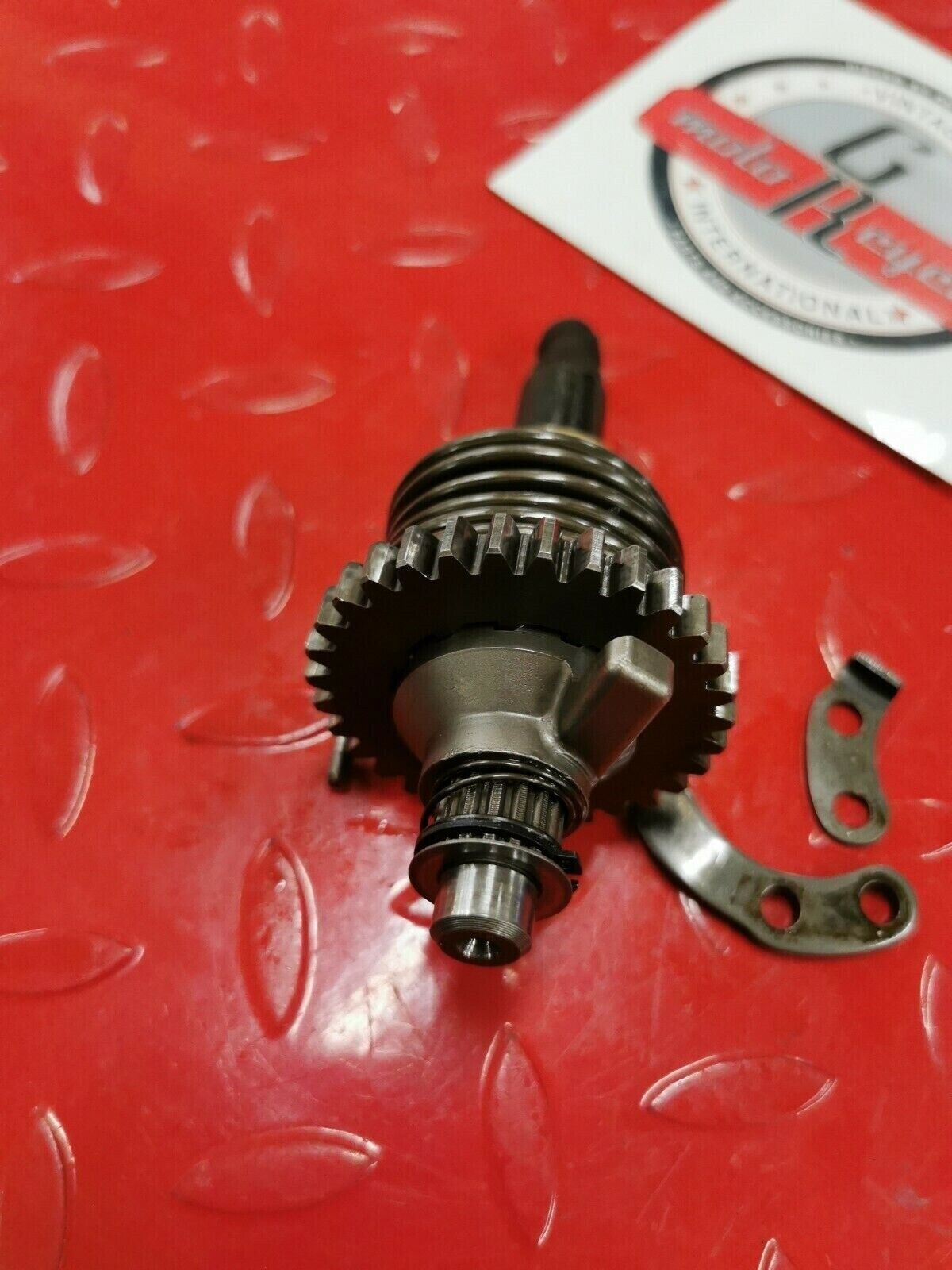 Kawasaki KX80 1979 kickstarter kick starter shaft spindle gear