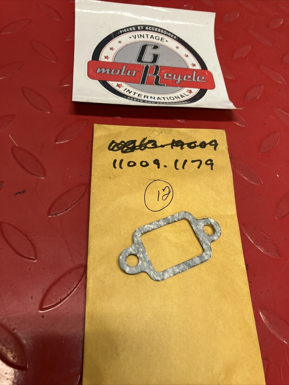 NOS KAWASAKI TENSIONER GASKET 11009-1179 SUPERCEDED BY 11009-1980 K21