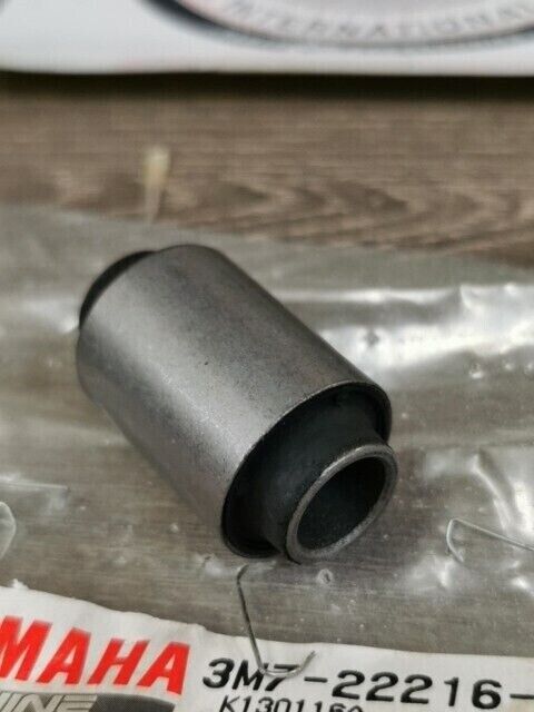 NOS YAMAHA BW80 1986 - 1993 TTR110 SHOCK ABSSORBER BUSHING 3M7-22216-00-00 Y104