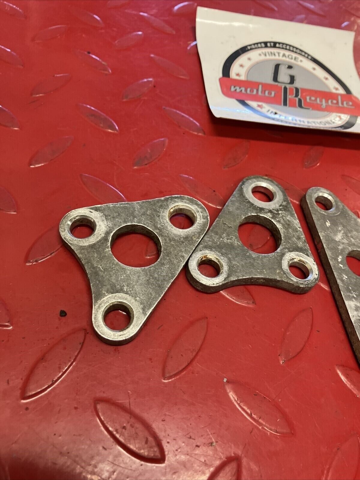 Honda XL350R 1986 engine motor mount mounting plate hanger bracket