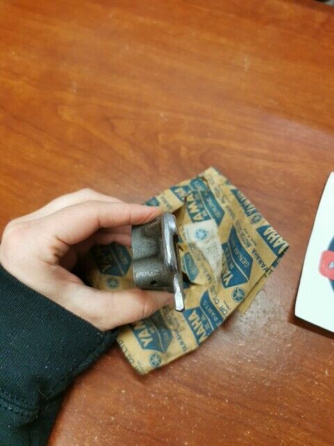 NOS Yamaha TX650 XS1 XS650 SHIFT 3RD PINION FORK 256-18512-00-00 Y116