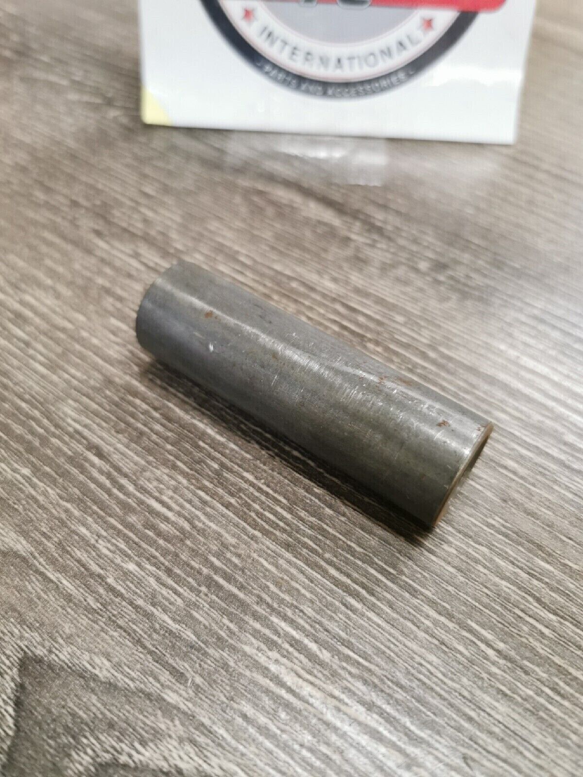 NOS YAMAHA SPACER 90560-17214-00 Y57