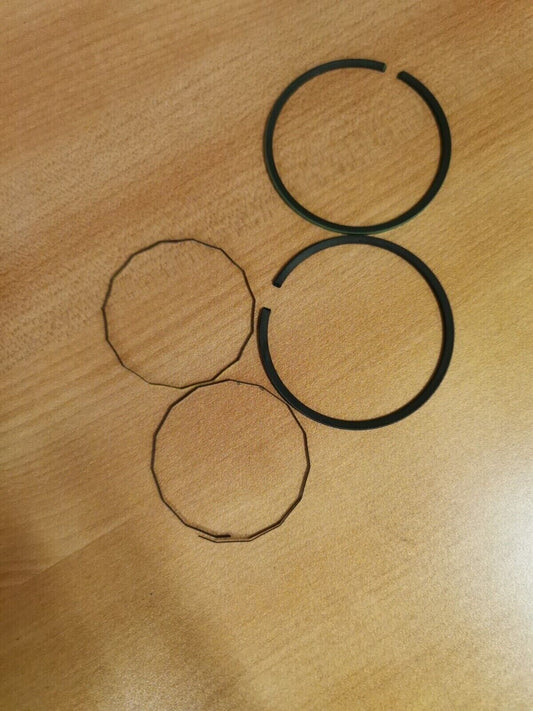 NOS YAMAHA R5 1970 - 1972 PISTON RING SET 0.50 278-11610-21-00 Y48