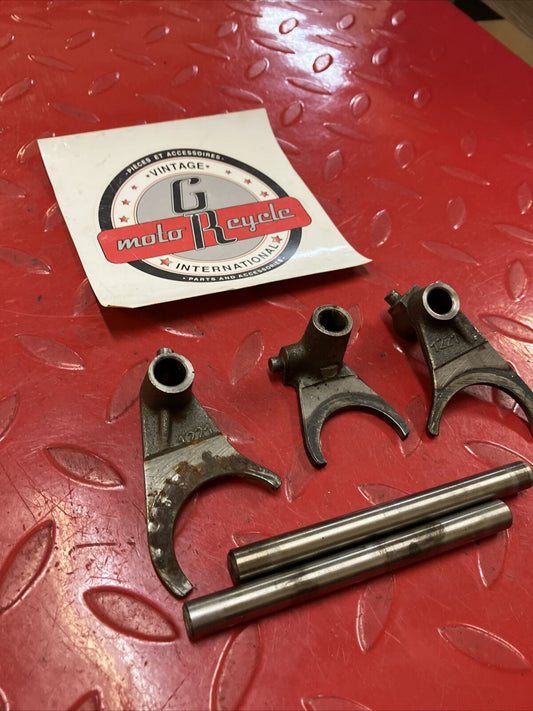 Can-Am Qualifier 250 1977 transmission gearshift gear shift forks