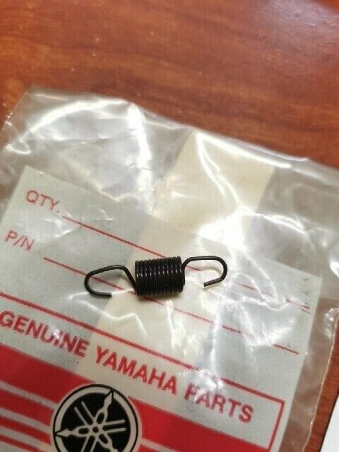 NOS Yamaha FS1 DT100 FS50 TENSION SPRING 132-18143-00-00 SUB 90506-09112-00 Y120