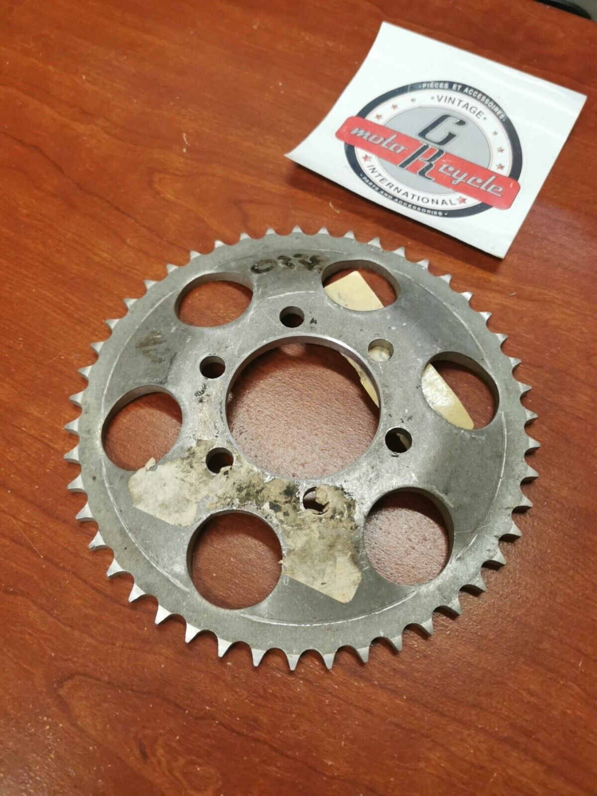 NOS Yamaha 1976 YZ125 REAR DRIVE SPROCKET 47T 537-25447-00-00 Y90