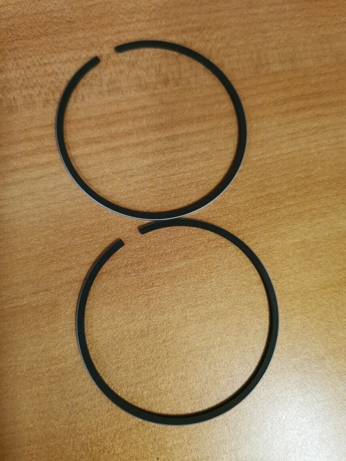 NOS YAMAHA RT180 1990 - 1998 PISTON RING SET 3V9-E1611-10-00 Y48