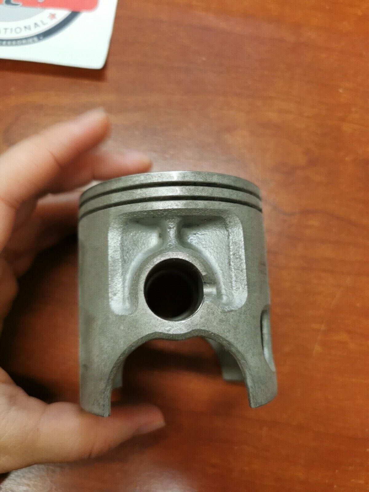 NOS Yamaha 1983 IT250K PISTON 4TH O/S 1.00 25Y-11638-00-00 Y86