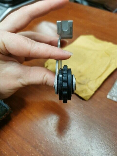 NEW NOS Honda CB125 CD125 CL125 SS125A CAM CHAIN TENSIONER 14500-246-000 H97