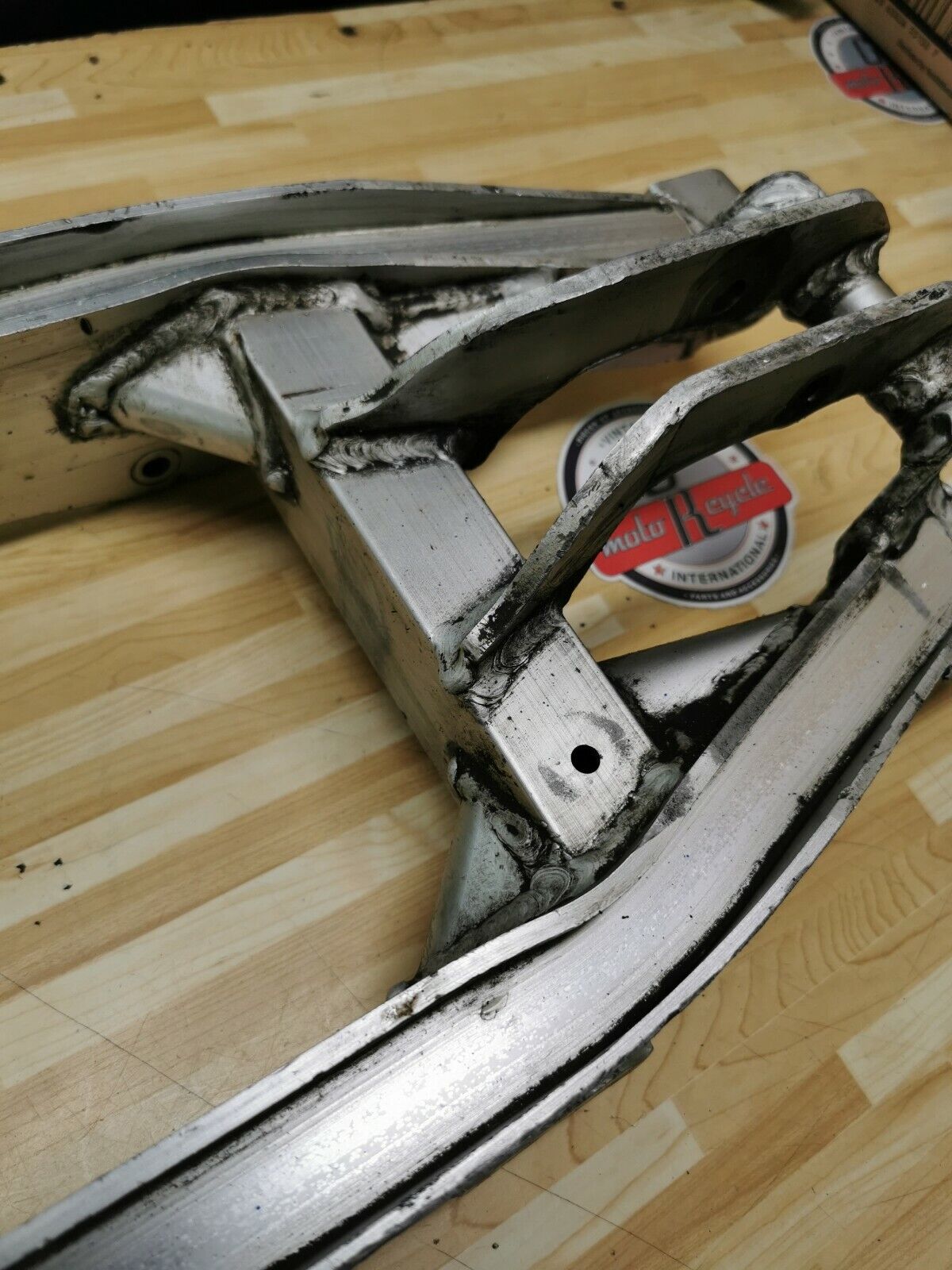 Suzuki RM125 1983 swingarm rear swinging arm